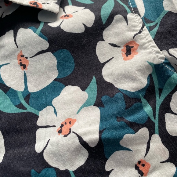 Boys Hawaiian print button up tee NWT - Picture 3 of 4